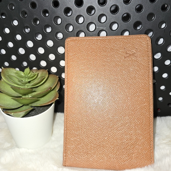 Louis Vuitton Brown Tiagre Leather Card Holder ID Wallet Case - Picture 4 of 7